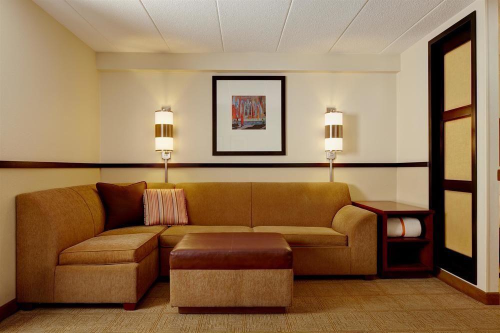 Hyatt Place Ontario/Rancho Cucamonga מראה חיצוני תמונה