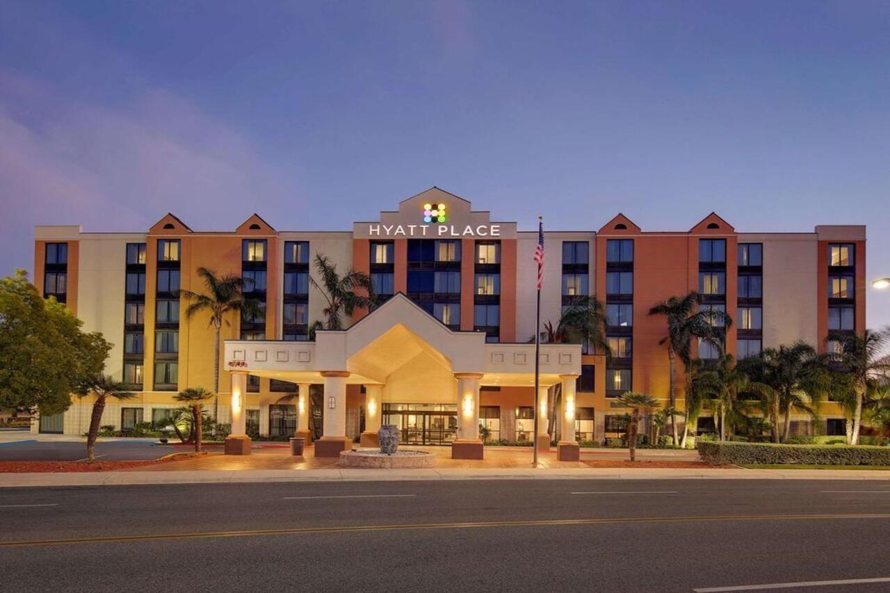 Hyatt Place Ontario/Rancho Cucamonga מראה חיצוני תמונה