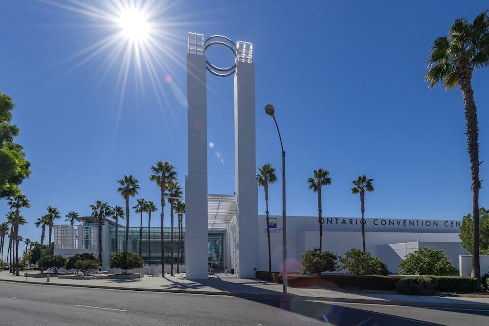 Hyatt Place Ontario/Rancho Cucamonga מראה חיצוני תמונה