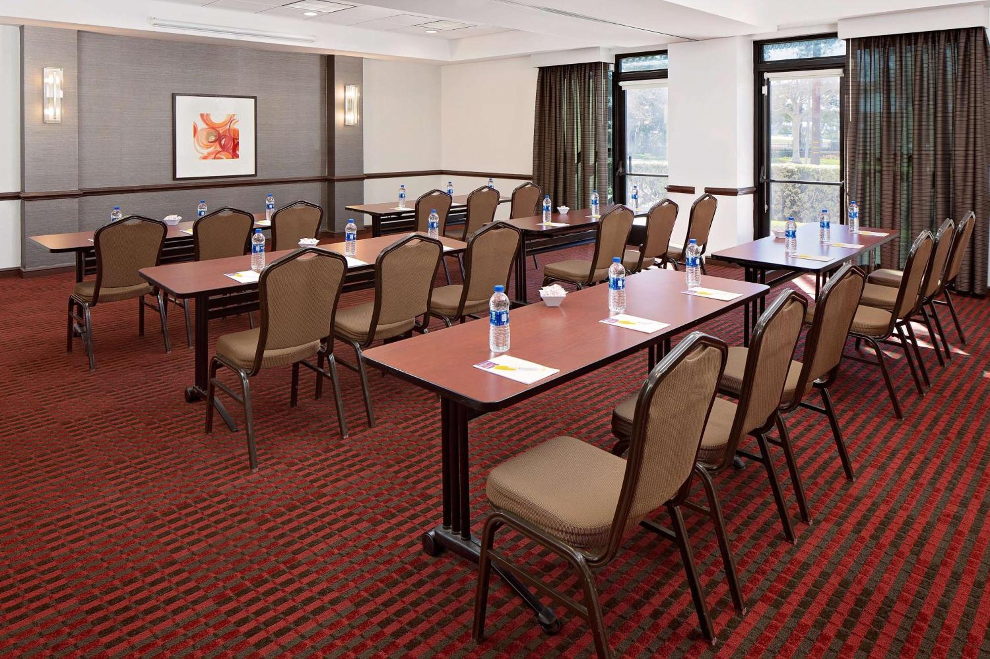 Hyatt Place Ontario/Rancho Cucamonga מראה חיצוני תמונה