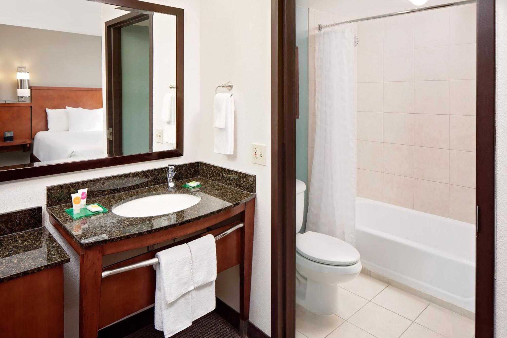 Hyatt Place Ontario/Rancho Cucamonga חדר תמונה