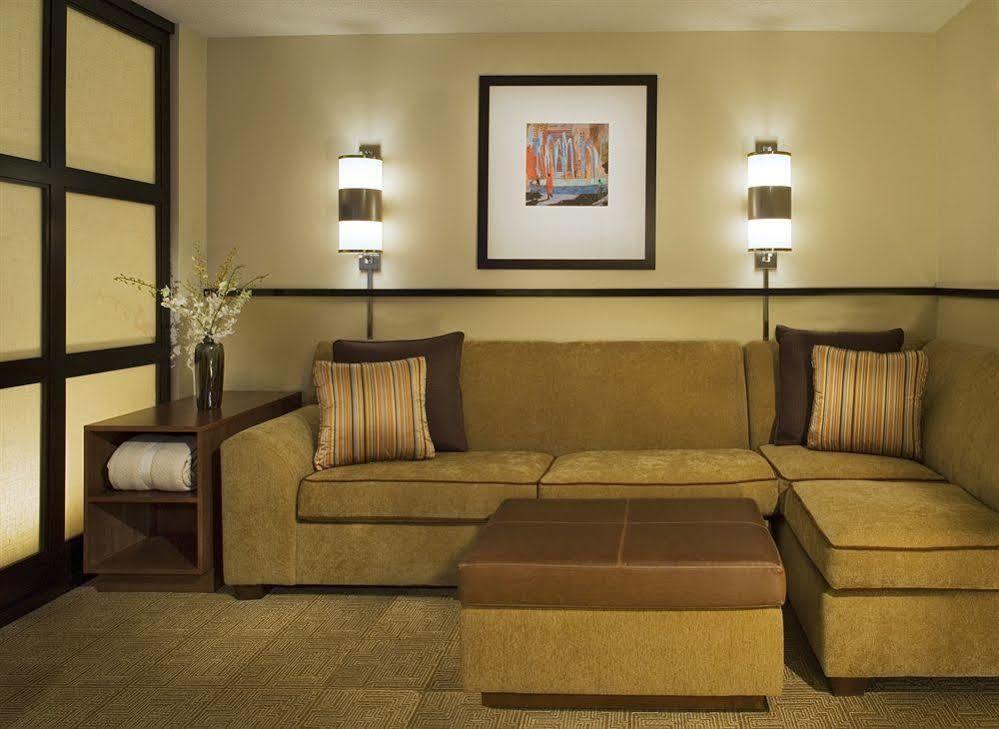 Hyatt Place Ontario/Rancho Cucamonga מראה חיצוני תמונה
