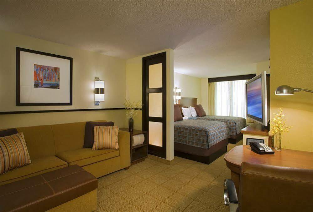Hyatt Place Ontario/Rancho Cucamonga מראה חיצוני תמונה